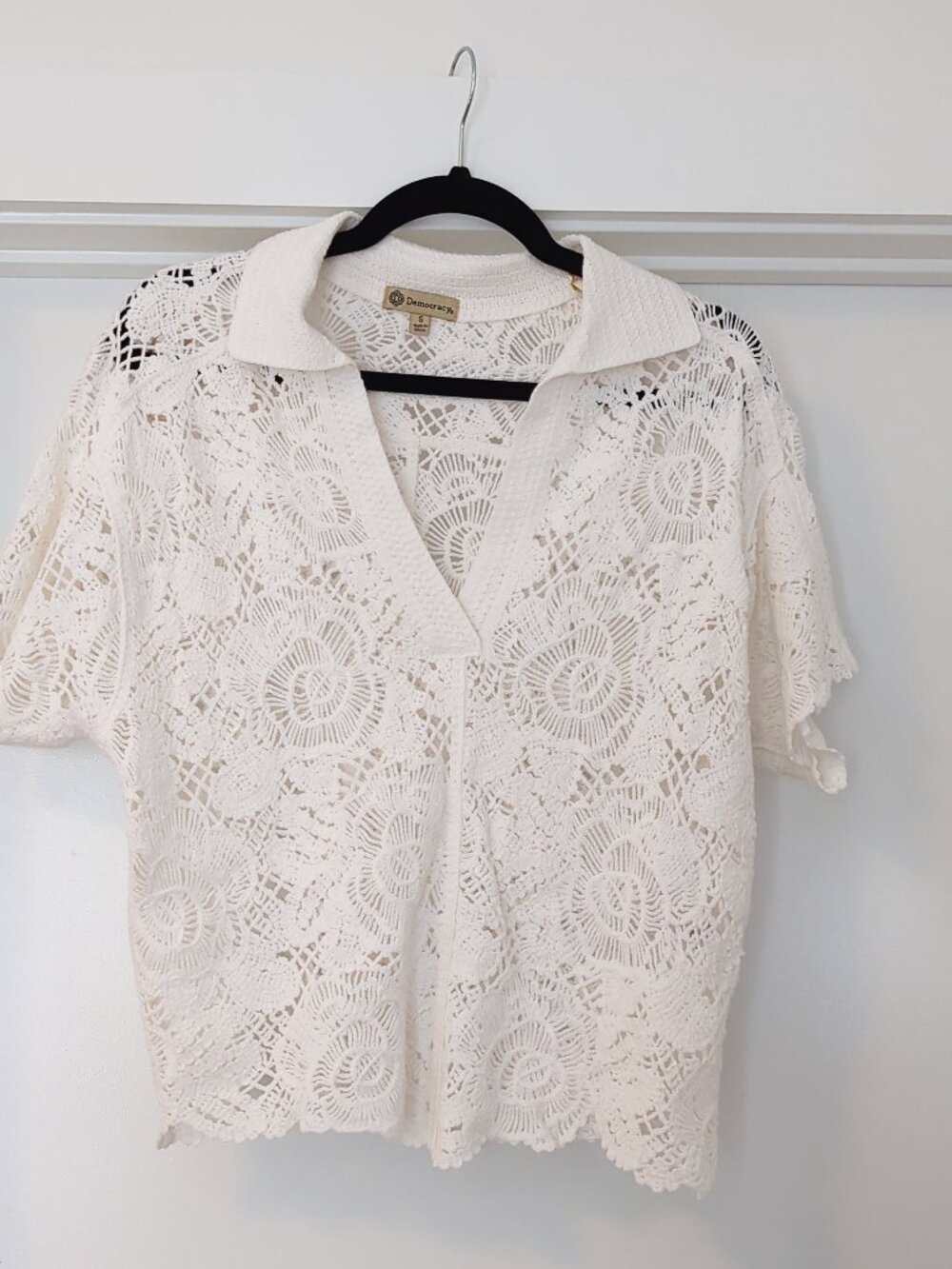 Crochet johnny collar top - fit is oversized